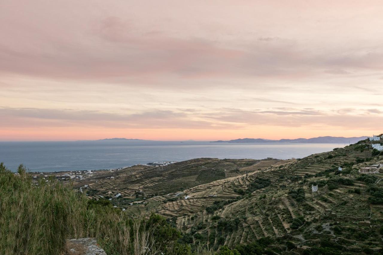 Tinos Dove Suites Triandaros  Ngoại thất bức ảnh